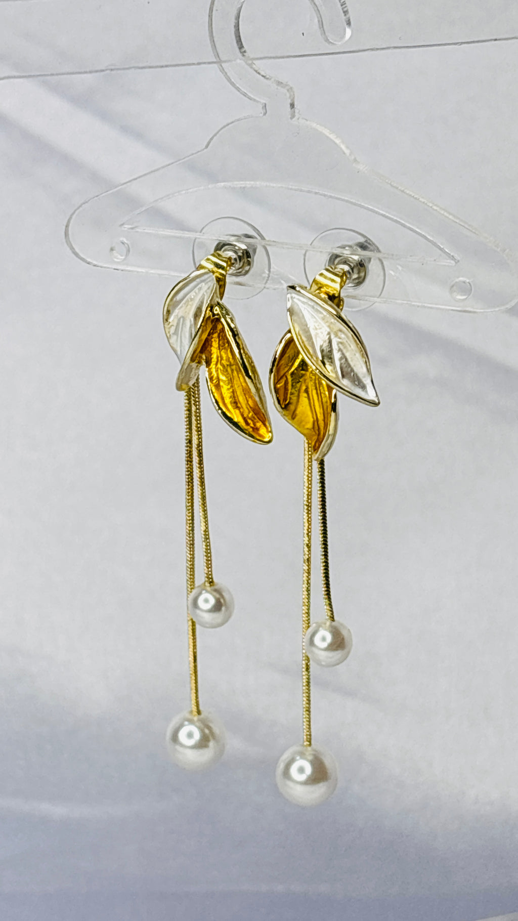 Pearlleaf Cascade Earrings