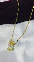 Daisy Dew Necklace