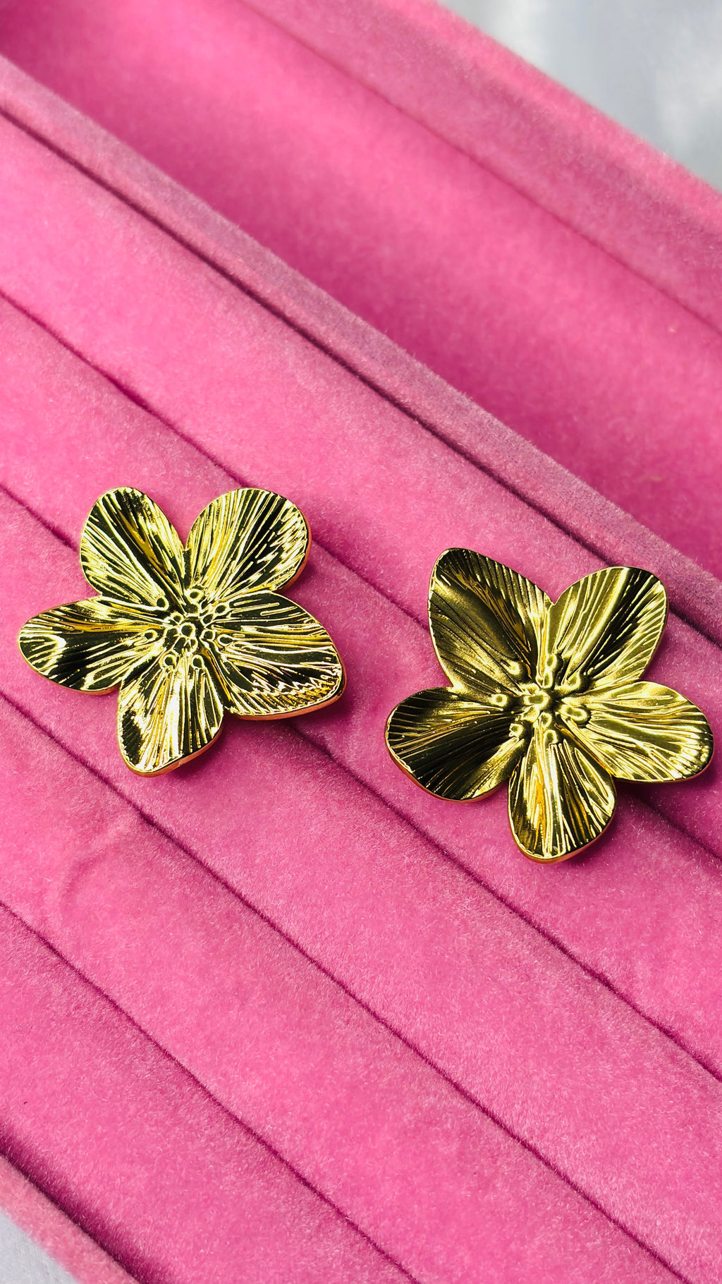Stellar Bloom Earrings-Golden Petals