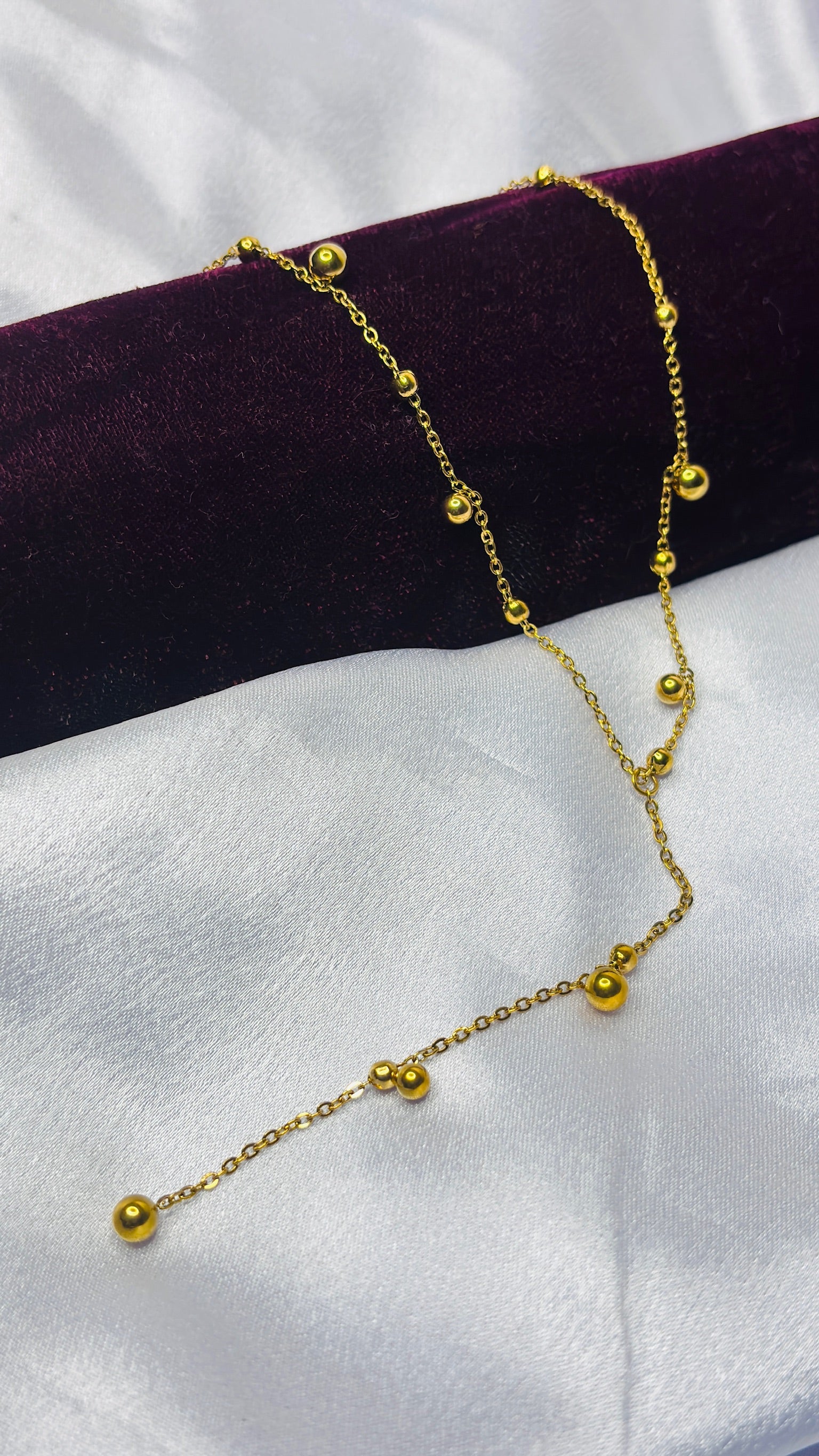 Stardust Trail- Golden Glow necklace