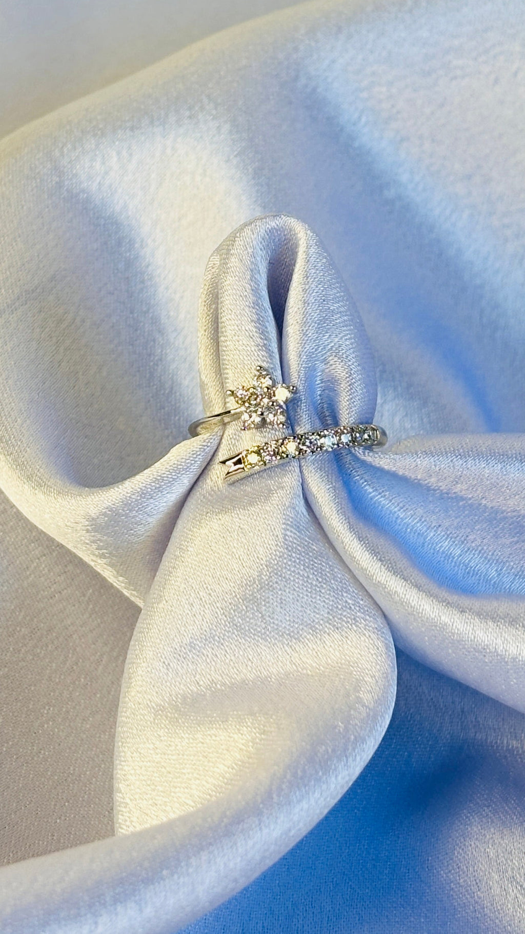 Peace lily AD Silver Ring