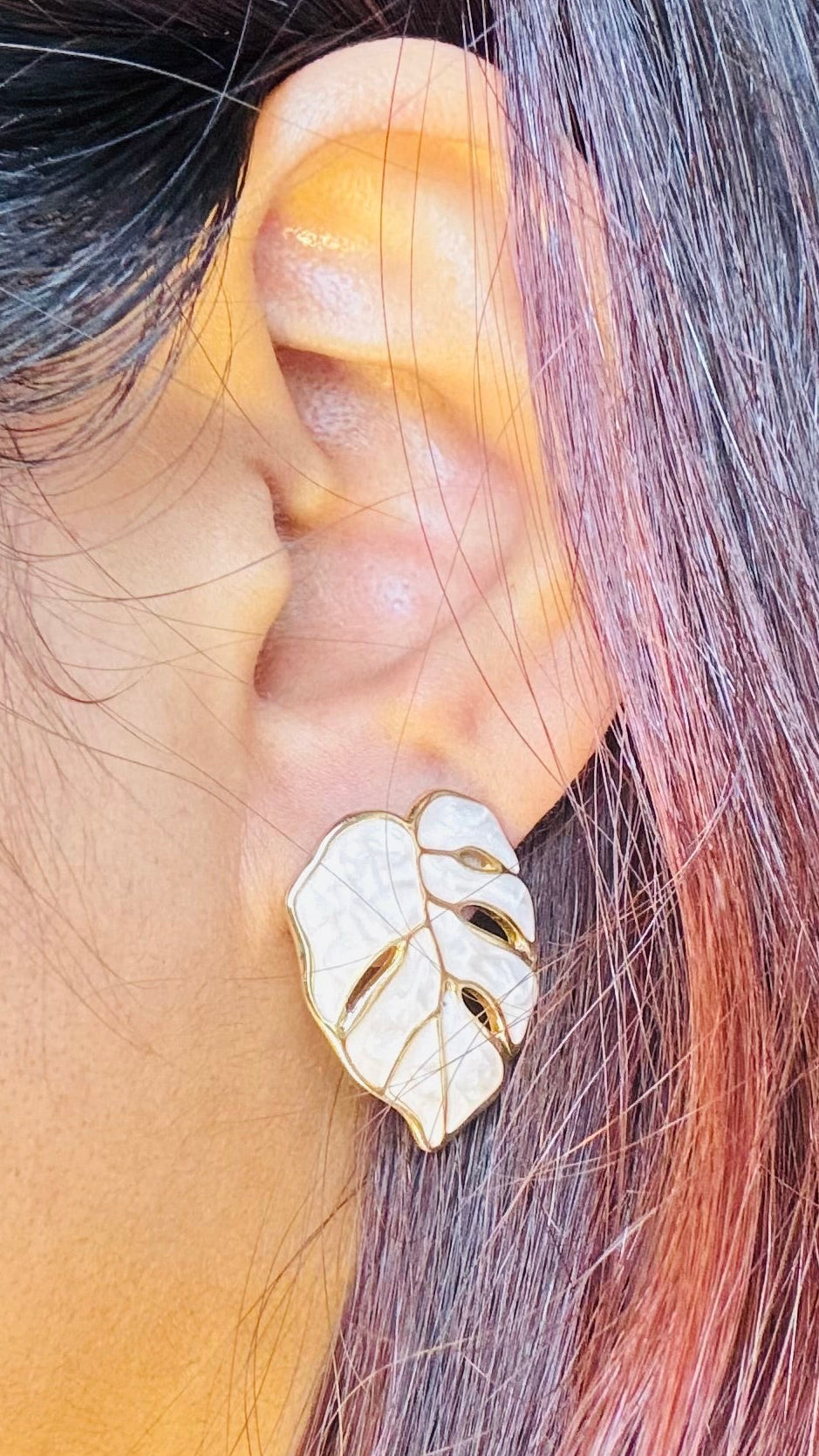 Lunar leaf earrings-Moon White