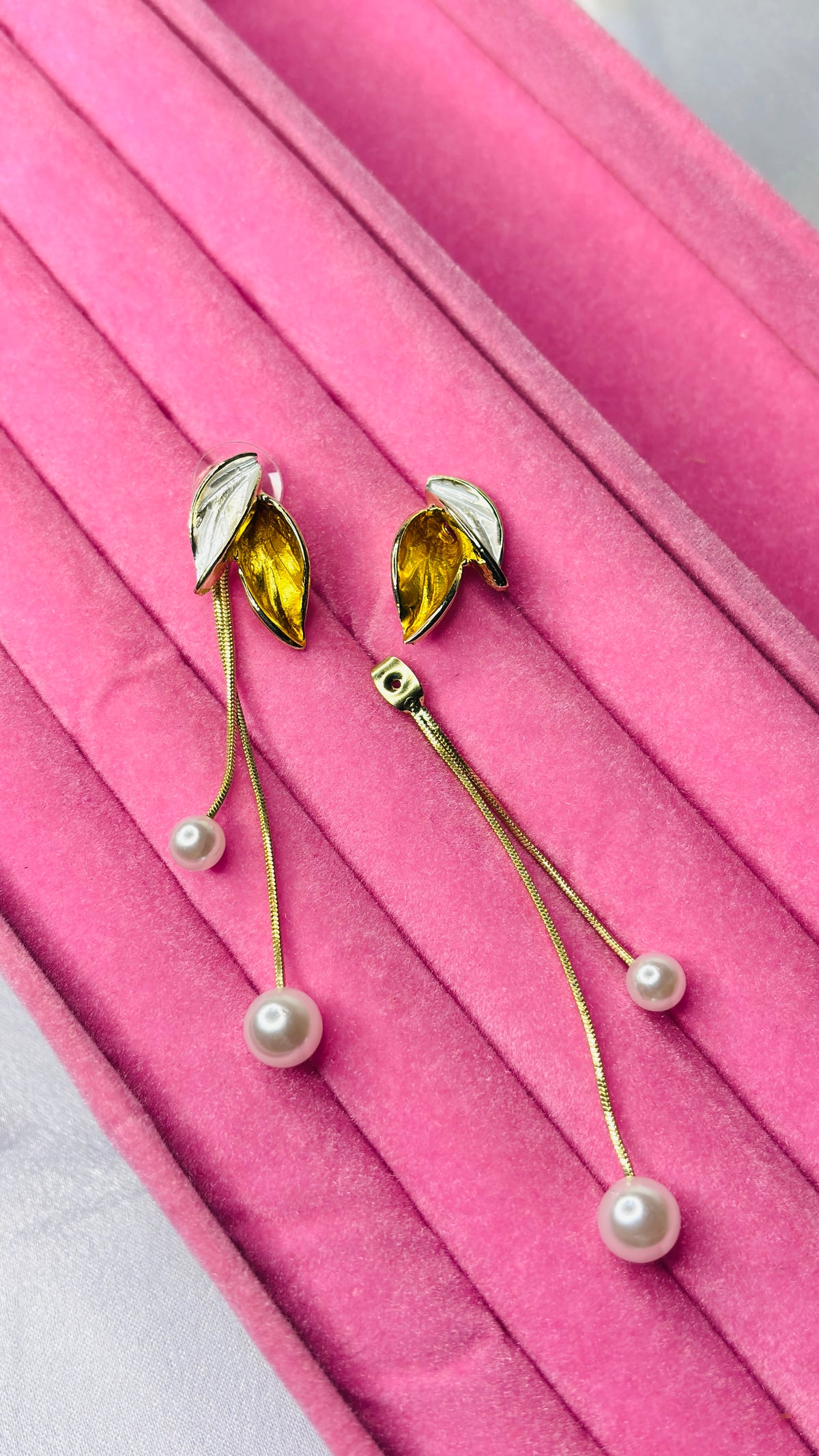 Pearlleaf Cascade Earrings