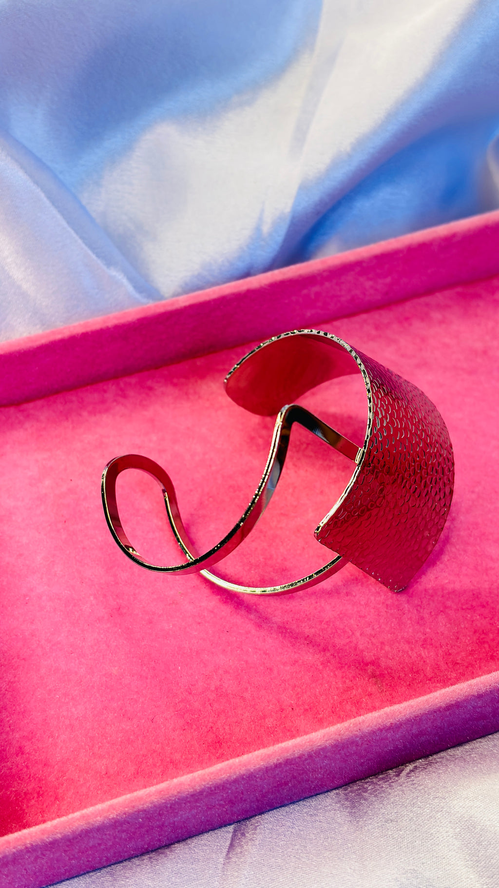 Contour Wave Cuff- Silver