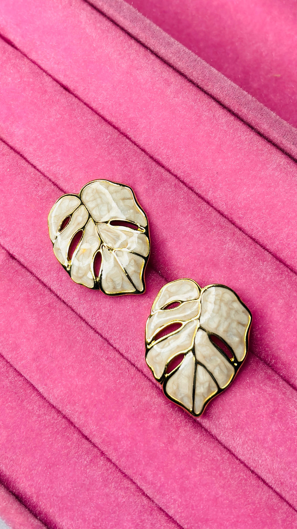 Lunar leaf earrings-Moon White