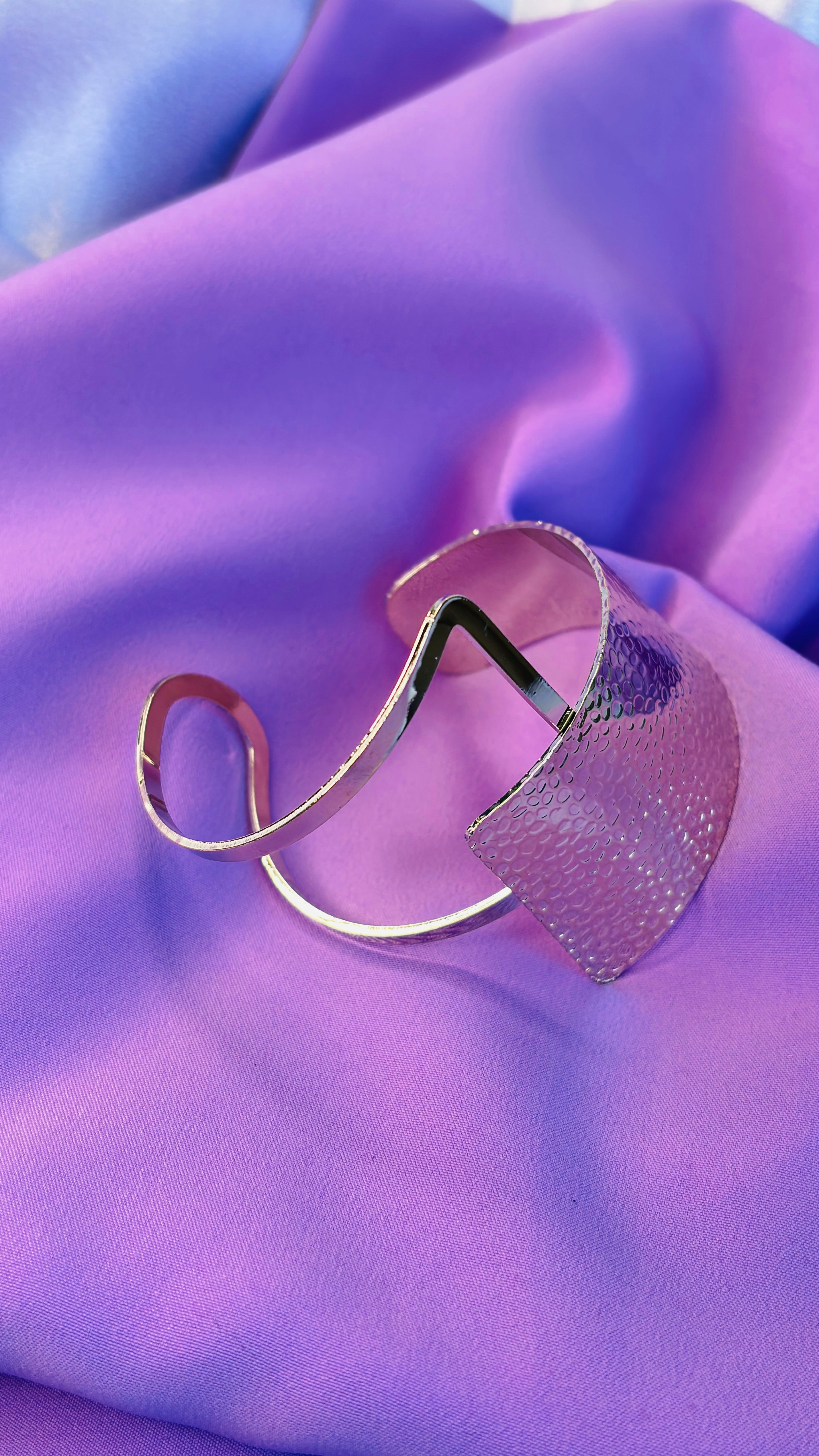 Contour Wave Cuff- Silver